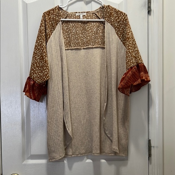 Maurice’s Women’s Medium Bohemian Open Front Cardigan with Floral Sleeves - Picture 1 of 4